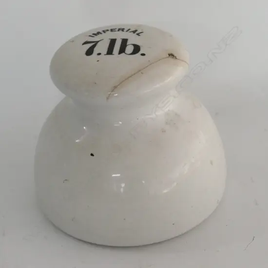 IMPERIAL’ 7LB WEIGHT, WHITE GLAZED PORCELAIN WITH LEAD INSERT, Dia.145mm
